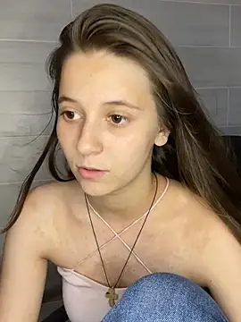 Blossom Emily online show from 07-01-26, 03:23