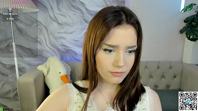 Snapshot of Lonny_Peach chatting on 08-04-26, 02:59 Lonny Peach online show from 08-04-26, 02:59