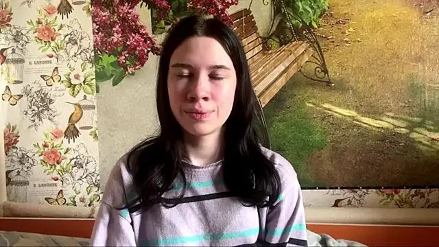 BellaLoveHugs online show from 05-05-26, 10:34