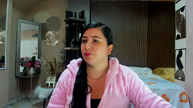 BBWLuxuryMuse online show from 05-06-26, 11:26