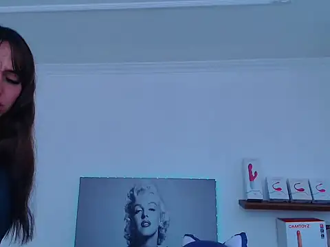 anyela bubble18 online show from 06-17-26, 07:26