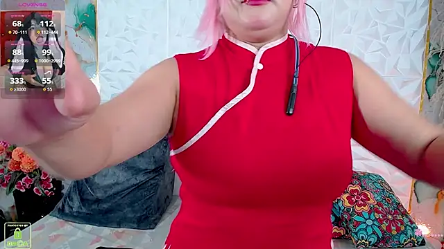 Snapshot of Azumi_Cosplay_ chatting on 07-24-26, 01:58 Azumi Cosplay online show from 07-24-26, 01:58