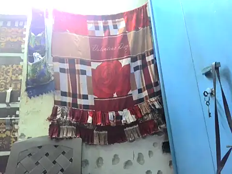 Snapshot of Lovely_Pandey chatting on 06-26-26, 06:23 Lovely Pandey online show from 06-26-26, 06:23