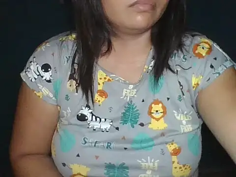 Snapshot of MommyKaye30 chatting on 06-27-26, 08:25 MommyKaye30 online show from 06-27-26, 08:25