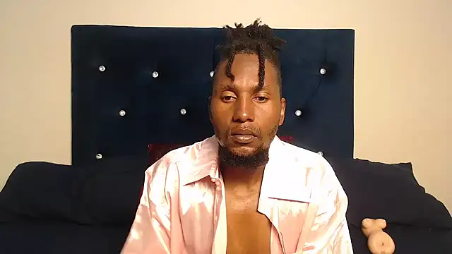 Snapshot of LabetoXXX chatting on 06-17-26, 09:16 LabetoXXX online show from 06-17-26, 09:16