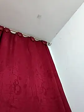 AndresvargasQ123 online show from 07-10-26, 03:44