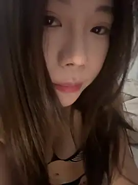 liuliu-x online show from 05-13-26, 02:14