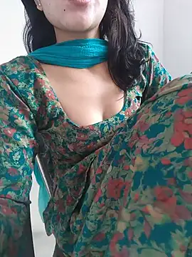 Snapshot of zoya_baby_ chatting on 07-19-26, 04:49 zoya baby online show from 07-19-26, 04:49