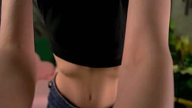 Snapshot of shishka_angel chatting on 05-19-26, 02:23 shishka angel online show from 05-19-26, 02:23