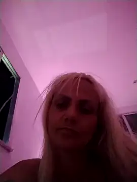 CopacabanaBlondgirl online show from 05-09-26, 05:45