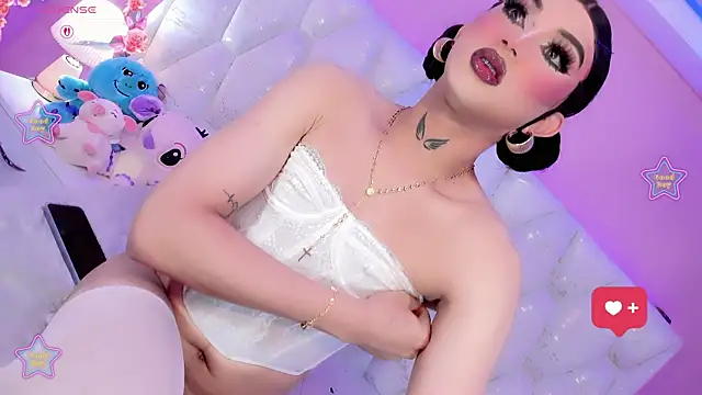 Snapshot of Lexxy_Mattell chatting on 06-12-26, 05:17 Lexxy Mattell online show from 06-12-26, 05:17