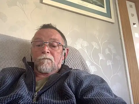 Moonraker64 online show from 06-13-26, 03:32