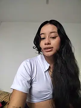 L0lita Emi12 online show from 06-05-26, 10:26