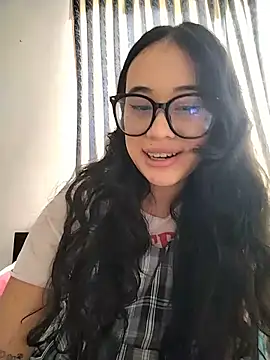 L0lita Emi12 online show from 06-22-26, 08:50