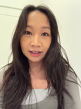 petiteTai online show from 05-29-26, 03:37