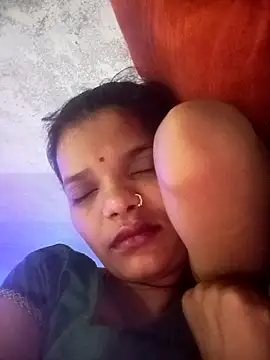 Student garl 1 online show from 05-18-26, 11:54