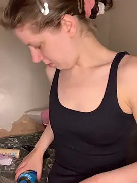 Tatum-Bear online show from 06-18-26, 09:09