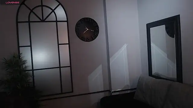 Snapshot of Spencerwhite_ chatting on 06-14-26, 02:30 Spencerwhite online show from 06-14-26, 02:30