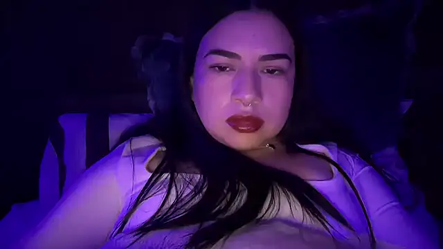 gigi333336 online show from 06-06-26, 04:55