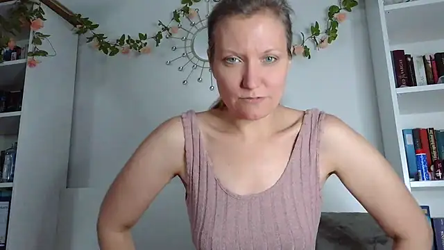 Candy Cougar online show from 07-26-26, 06:54
