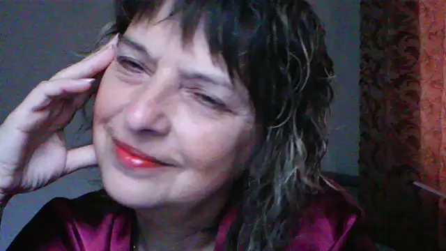 ElizabethGorden online show from 05-09-26, 03:23