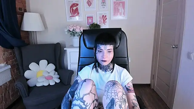 Bloood  Mary online show from 08-05-26, 08:33