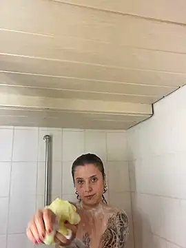 EmilieBraun online show from 05-20-26, 08:37