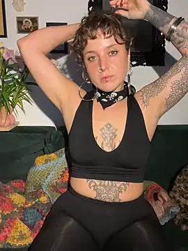 EmilieBraun online show from 06-11-26, 09:02