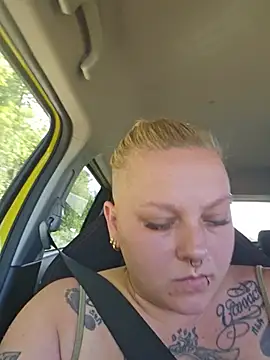 Lady Peggi online show from 06-15-26, 03:25