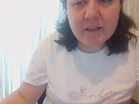 IsabellaJacobs online show from 05-12-26, 06:43