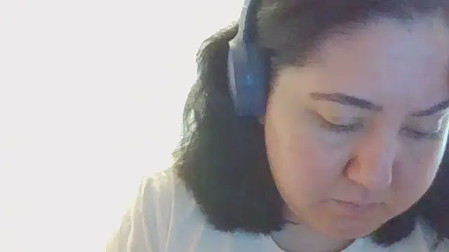 IsabellaJacobs online show from 06-05-26, 09:15