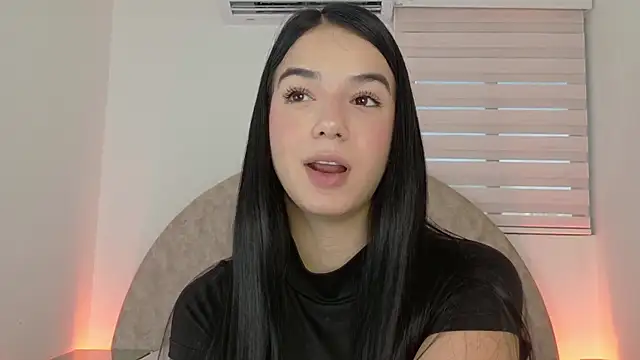 Snapshot of xime_prinss chatting on 06-30-26, 11:55 xime prinss online show from 06-30-26, 11:55