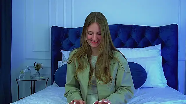SofiaSarvains online show from 06-02-26, 06:43