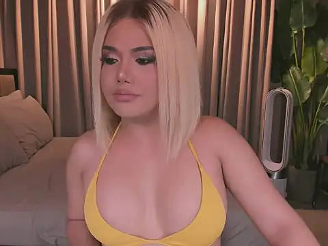 DreamangelTS online show from 12-14-25, 12:38