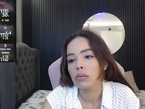naomis 36 online show from 06-02-26, 01:57