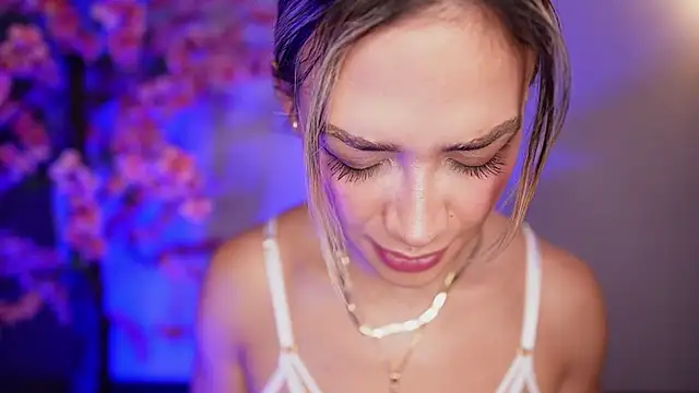 R4-V3N online show from 01-04-25, 08:06