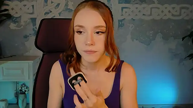 Snapshot of MilaSiren chatting on 05-22-26, 09:15 MilaSiren online show from 05-22-26, 09:15