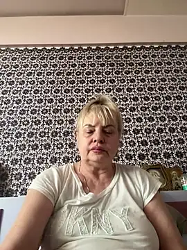 AnastasiaGrey777 online show from 06-27-26, 05:01