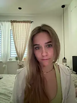 LillyStarr online show from 06-27-26, 07:57