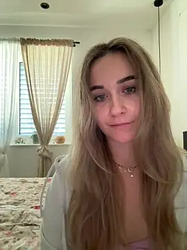 LillyStarr online show from 07-04-26, 09:37