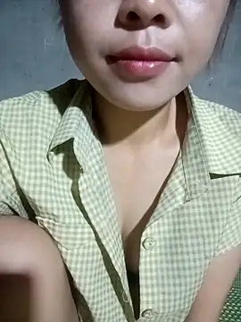 Snapshot of embe1144 chatting on 06-24-26, 01:10 embe1144 online show from 06-24-26, 01:10