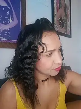 mell0102 online show from 05-18-26, 12:00