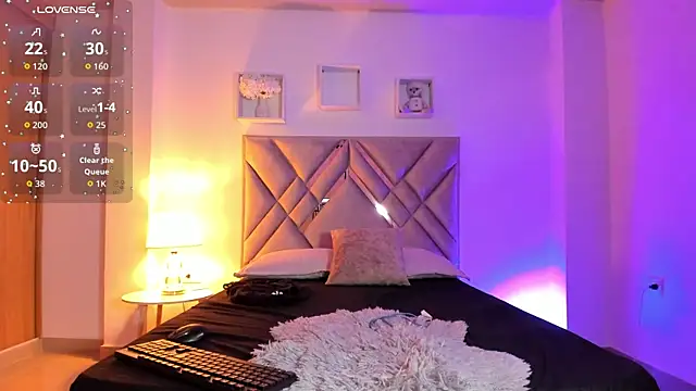 Baby noahtt online show from 07-01-26, 02:51