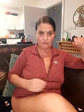Velvet-Milf online show from 06-19-26, 04:00