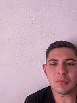 sneiderhernndez online show from 05-06-26, 02:00