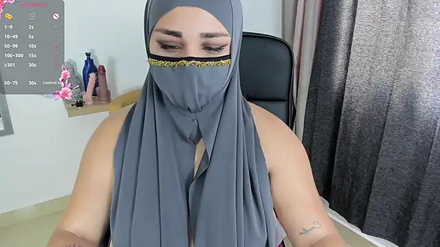 Snapshot of Salma_farouk chatting on 05-31-26, 03:08 Salma farouk online show from 05-31-26, 03:08