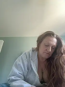 Kellilyn10 online show from 08-03-26, 02:11