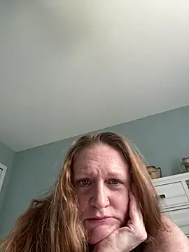 Kellilyn10 online show from 08-08-26, 05:48