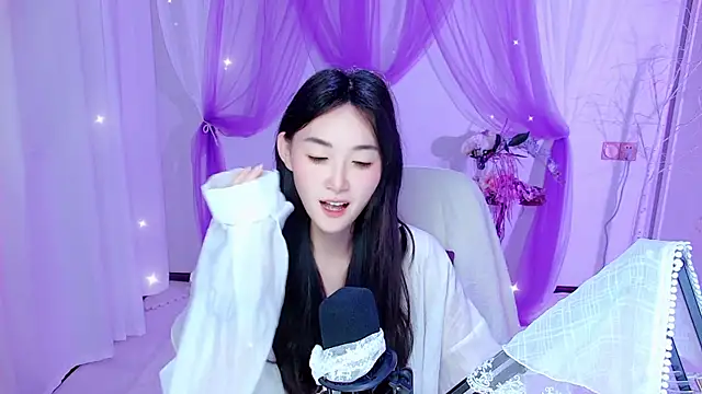 Tili Lucky online show from 06-30-26, 01:39