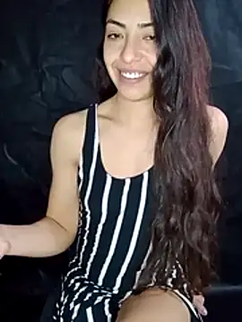 Snapshot of CasiTuya chatting on 07-18-26, 05:17 CasiTuya online show from 07-18-26, 05:17